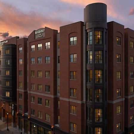 Courtyard By Marriott Syracuse Downtown At Armory Square Hotel Exterior foto