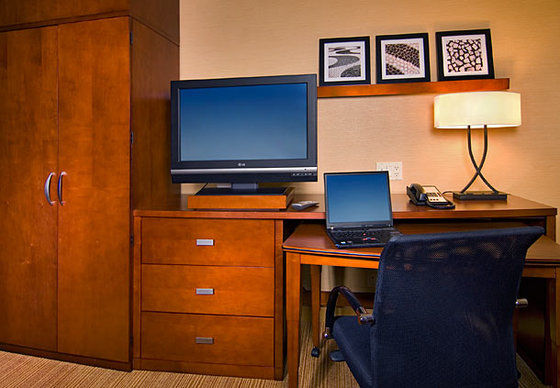 Courtyard By Marriott Syracuse Downtown At Armory Square Hotel Exterior foto