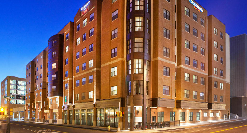 Courtyard By Marriott Syracuse Downtown At Armory Square Hotel Exterior foto